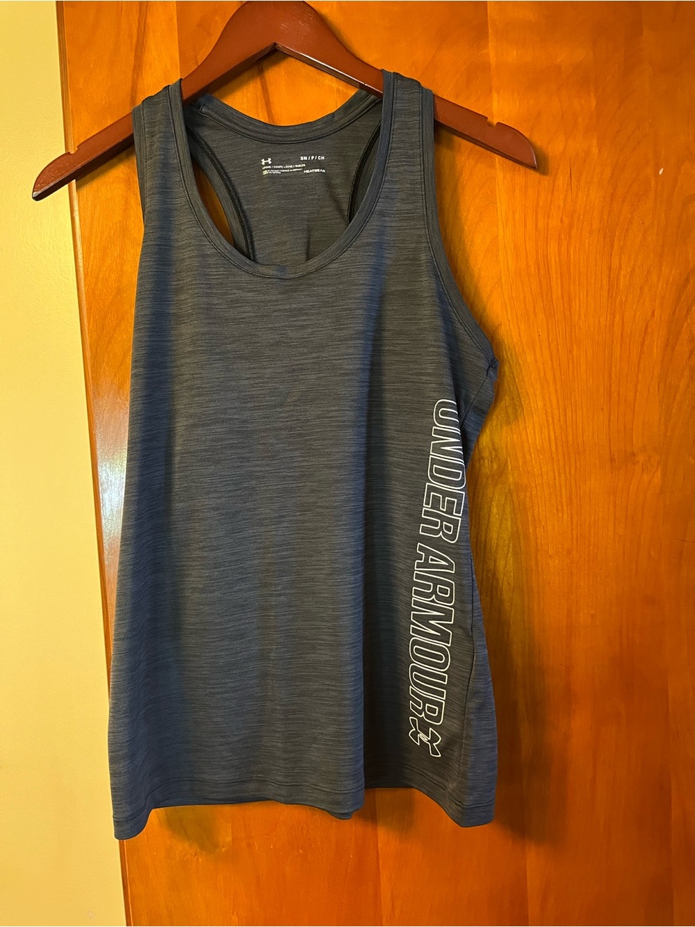 Under Armour Women's Charcoal Heather Athletic Tank with Side Logo size small